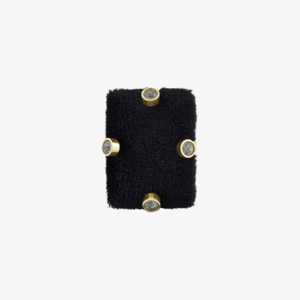 Broche Família Veludo Dourado Preto - 003